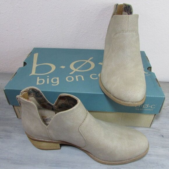 BOC Born Women's Lucy Block Heel Ankle Booties - Natural - BC0016902 - Picture 2 of 4